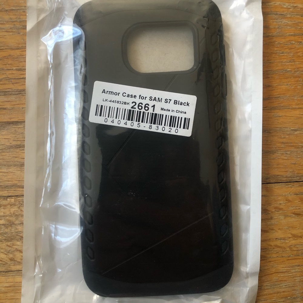 Armor Case for Samsung S7 Black. New